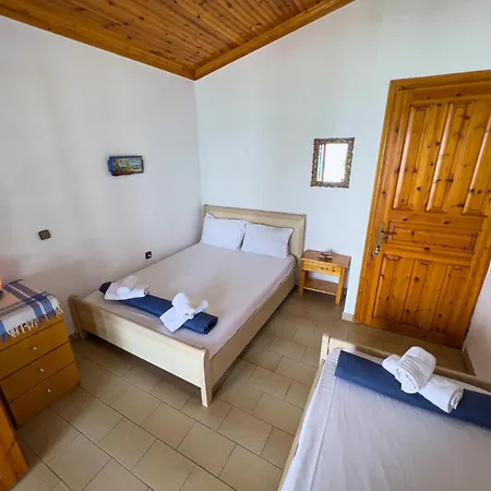 Pine House * Skála Kallirákhis