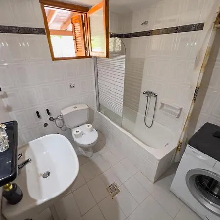 Pine House Case de vacanță *