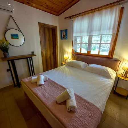 Pine House * Skala Kallirakhis